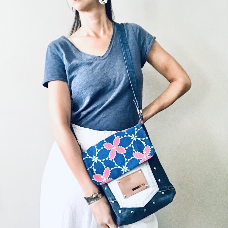 Medium Sunshine Satchel - Pink and blue floral
